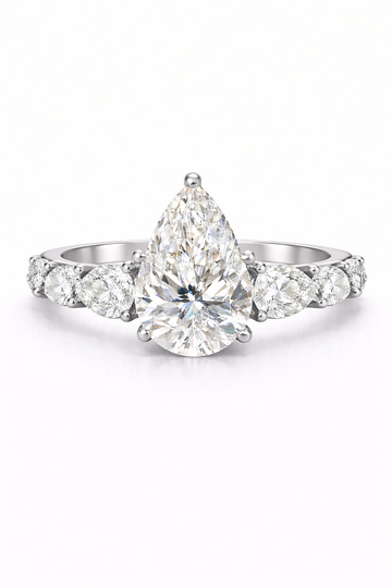 W KSZTAŁCIE GRUSZKI Z PEŁNYMI GRUSZKAMI WIECZNOŚCI 6,97 ct